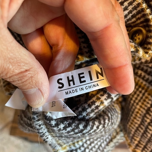 Shein Plaid Shirt Jacket Shacket - Picture 4 of 6